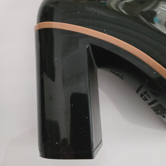 Melissa Classic Chunky Heel Waterproof Rain Boot in Black & Tan, US 8, EU 39 - Picture 6 of 10